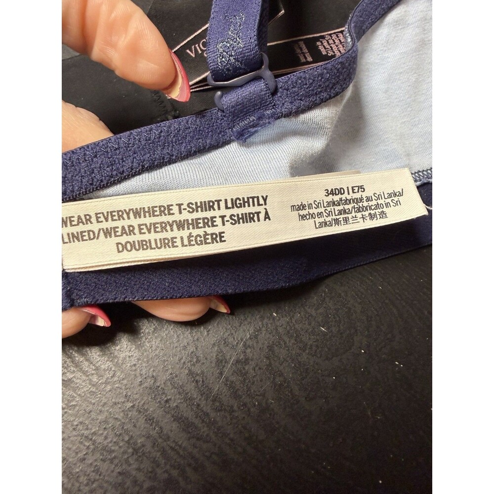 Victoria’s Secret 2 Pc Bra Lot 34DD - Picture 7 of 8